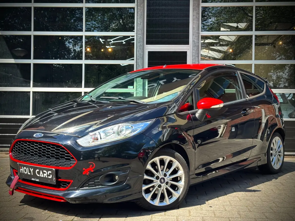 1.0 EcoBoost Black Edition | NAVI | KEYLESS| LED |