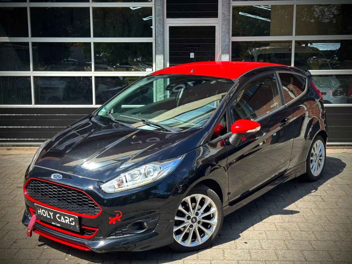1.0 EcoBoost Black Edition | NAVI | KEYLESS| LED |
