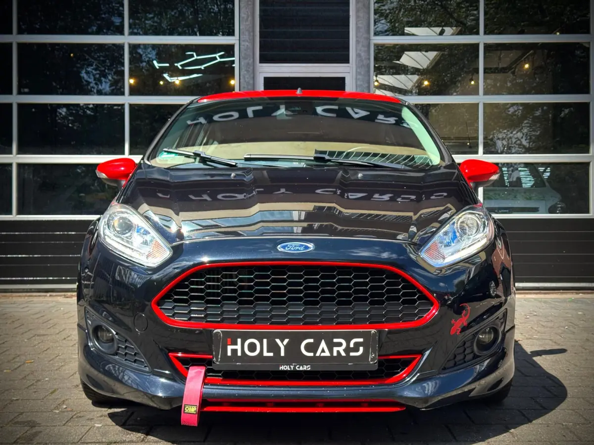 1.0 EcoBoost Black Edition | NAVI | KEYLESS| LED |
