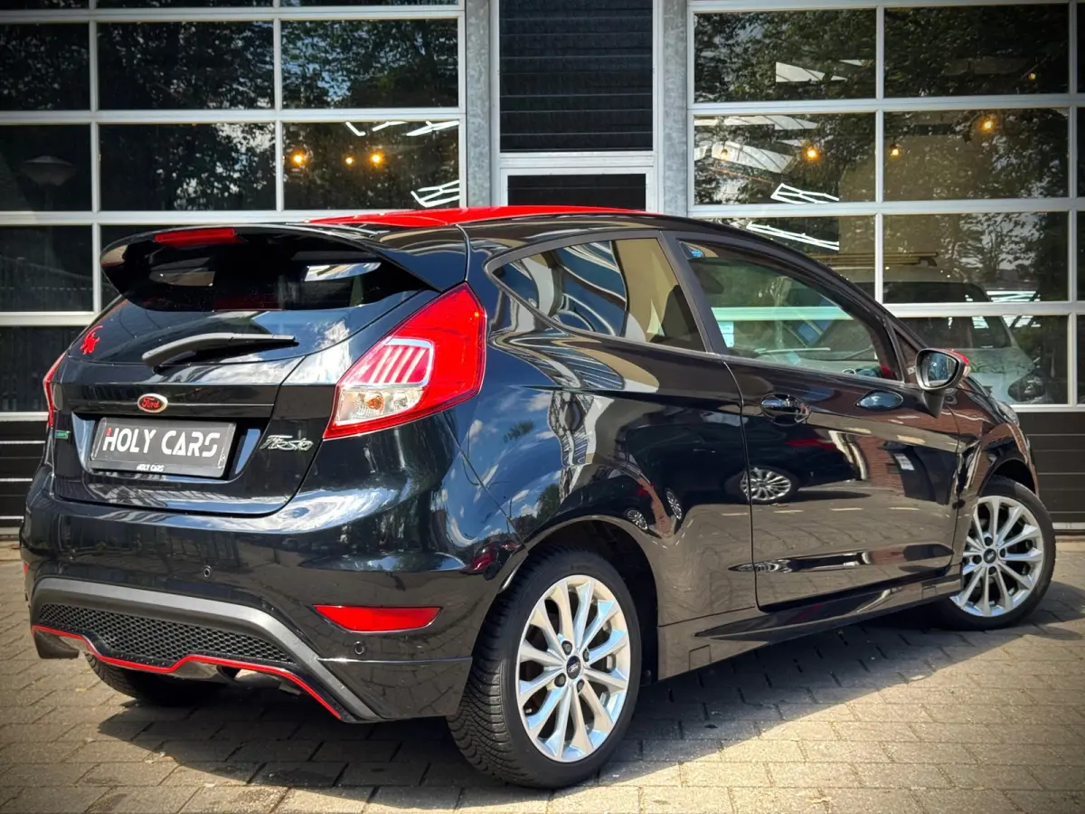 1.0 EcoBoost Black Edition | NAVI | KEYLESS| LED |
