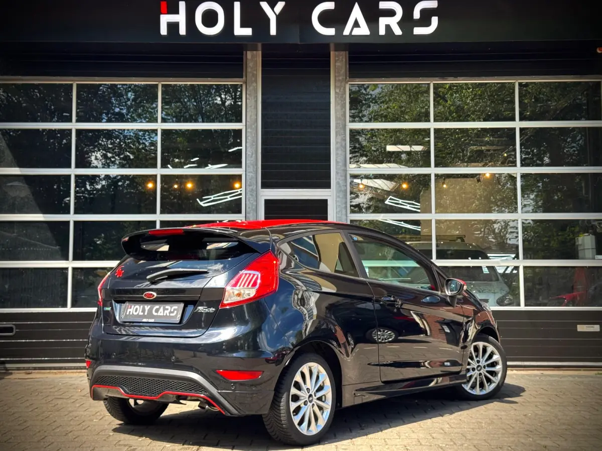1.0 EcoBoost Black Edition | NAVI | KEYLESS| LED |