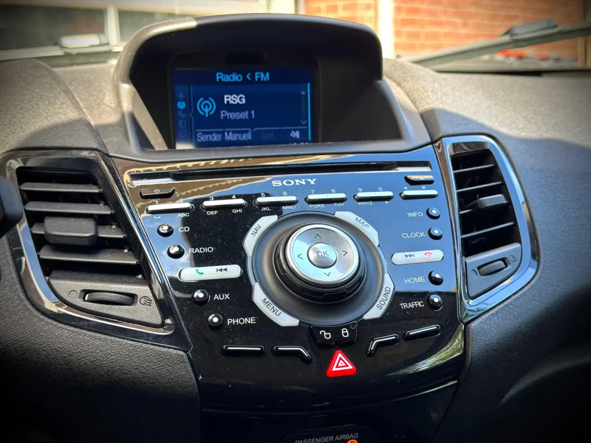 1.0 EcoBoost Black Edition | NAVI | KEYLESS| LED |