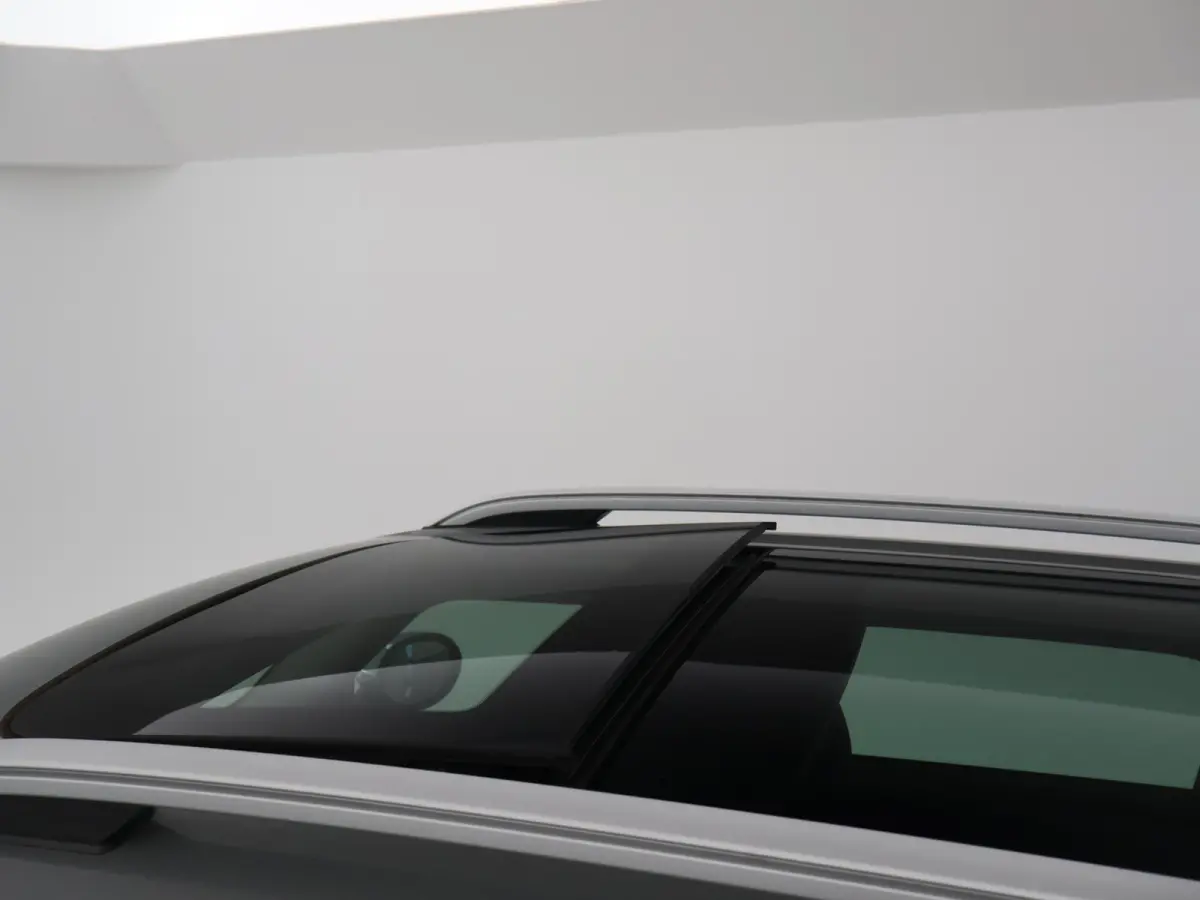 1.5 COOPER S ALL4 PLUG-IN HYBRID 224 PK + PANORAMA | LED | NAVIGATIE | CRUISE CONTROL