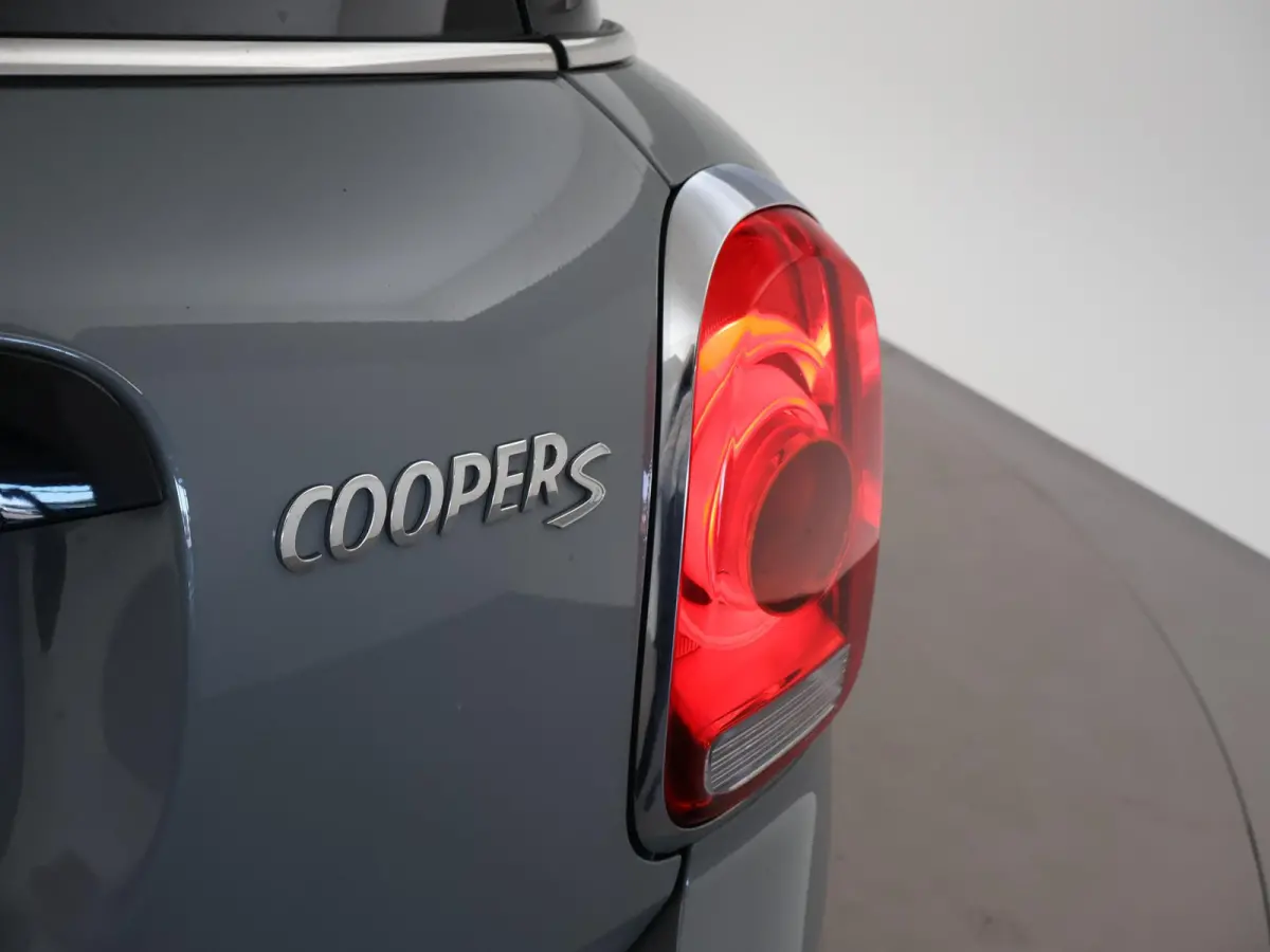 1.5 COOPER S ALL4 PLUG-IN HYBRID 224 PK + PANORAMA | LED | NAVIGATIE | CRUISE CONTROL