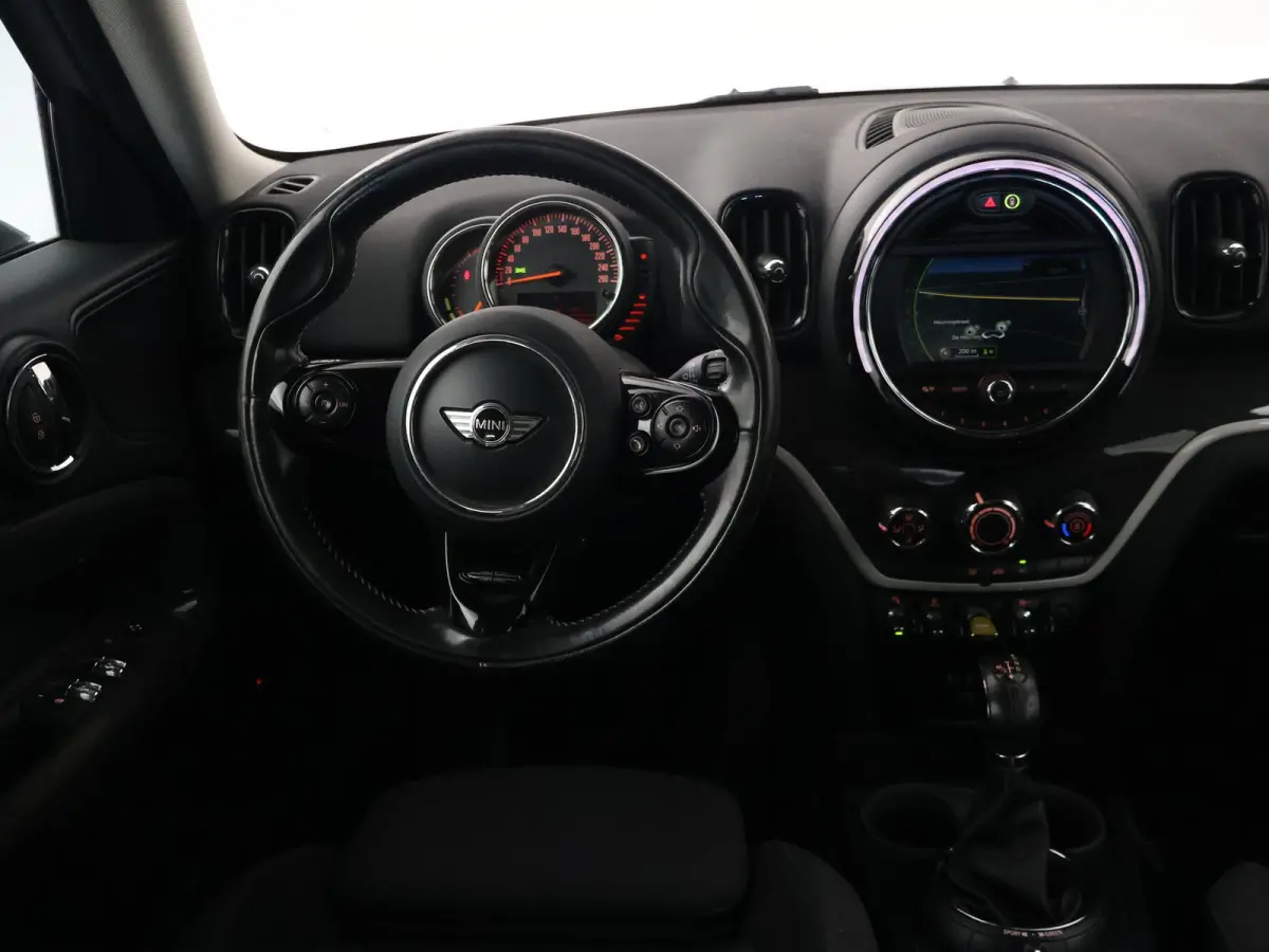 1.5 COOPER S ALL4 PLUG-IN HYBRID 224 PK + PANORAMA | LED | NAVIGATIE | CRUISE CONTROL