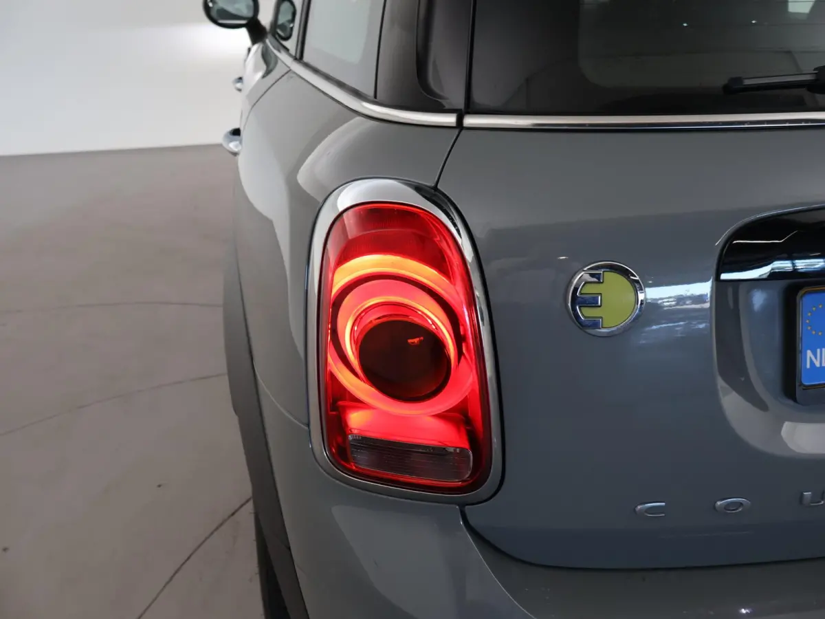 1.5 COOPER S ALL4 PLUG-IN HYBRID 224 PK + PANORAMA | LED | NAVIGATIE | CRUISE CONTROL