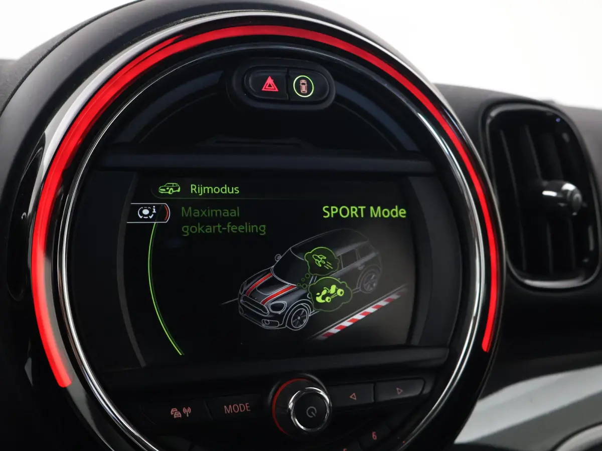 1.5 COOPER S ALL4 PLUG-IN HYBRID 224 PK + PANORAMA | LED | NAVIGATIE | CRUISE CONTROL