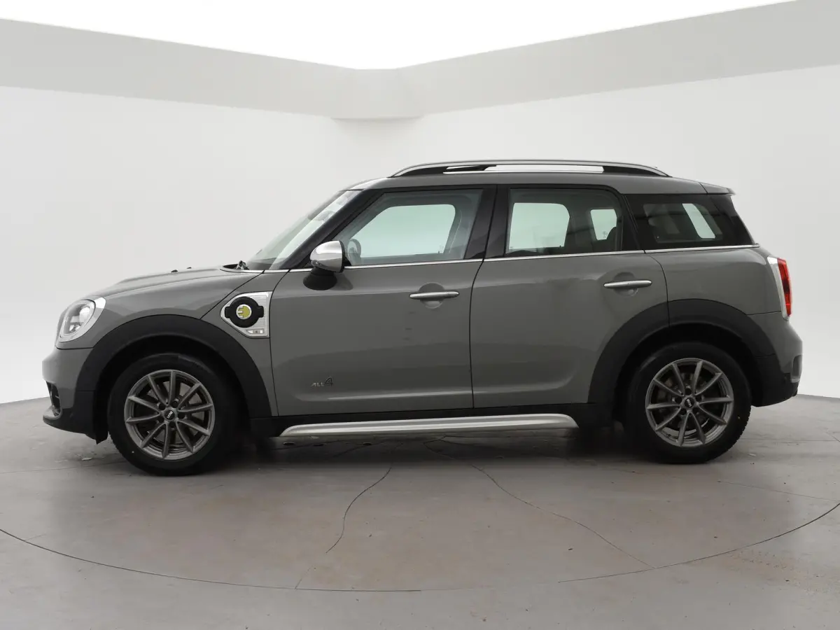 1.5 COOPER S ALL4 PLUG-IN HYBRID 224 PK + PANORAMA | LED | NAVIGATIE | CRUISE CONTROL