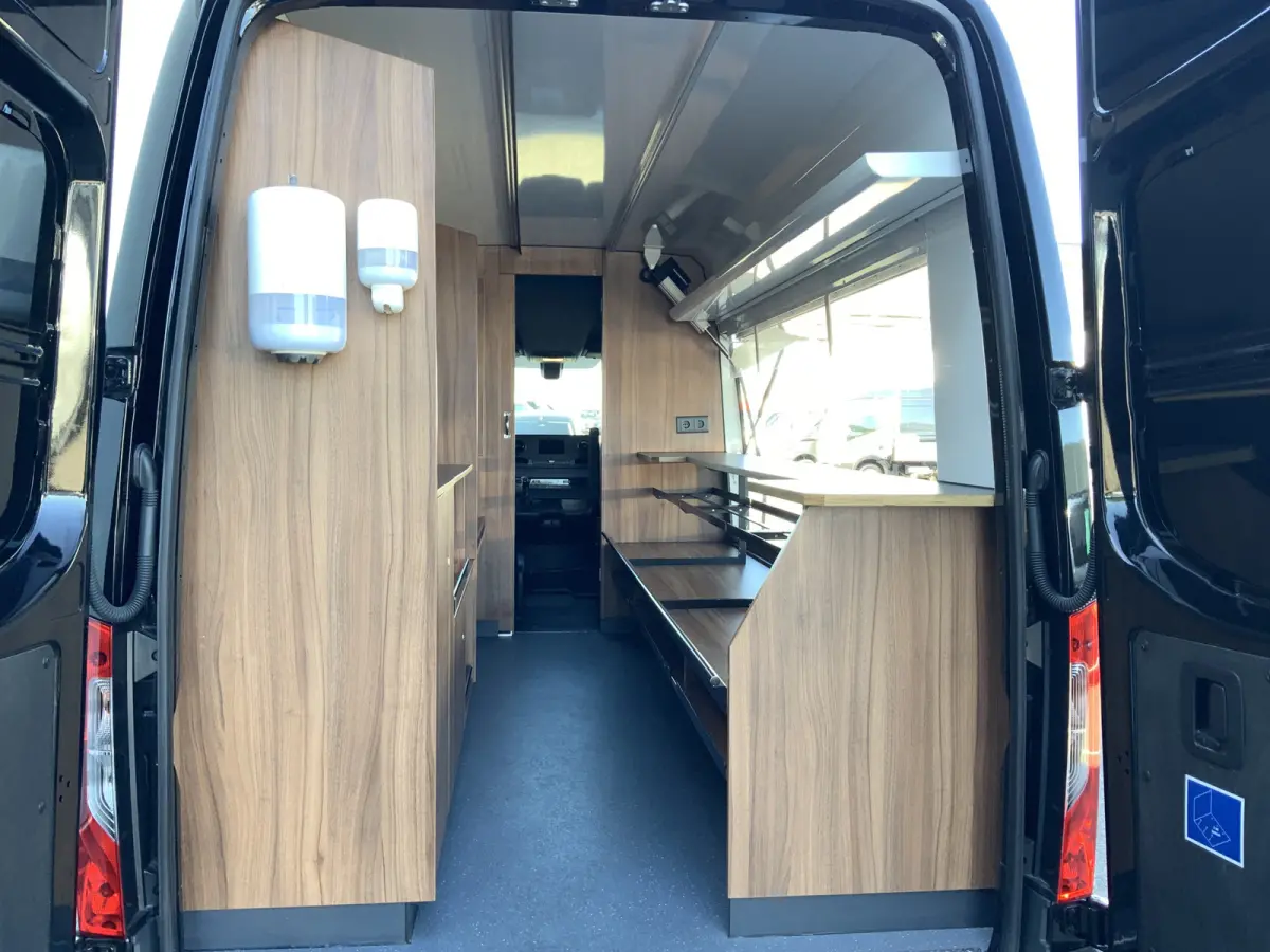 Verkoopwagen 314 2.2 CDI 366 L2H2 Airco 2 Zits .220 v .Aansluiting Euro 6