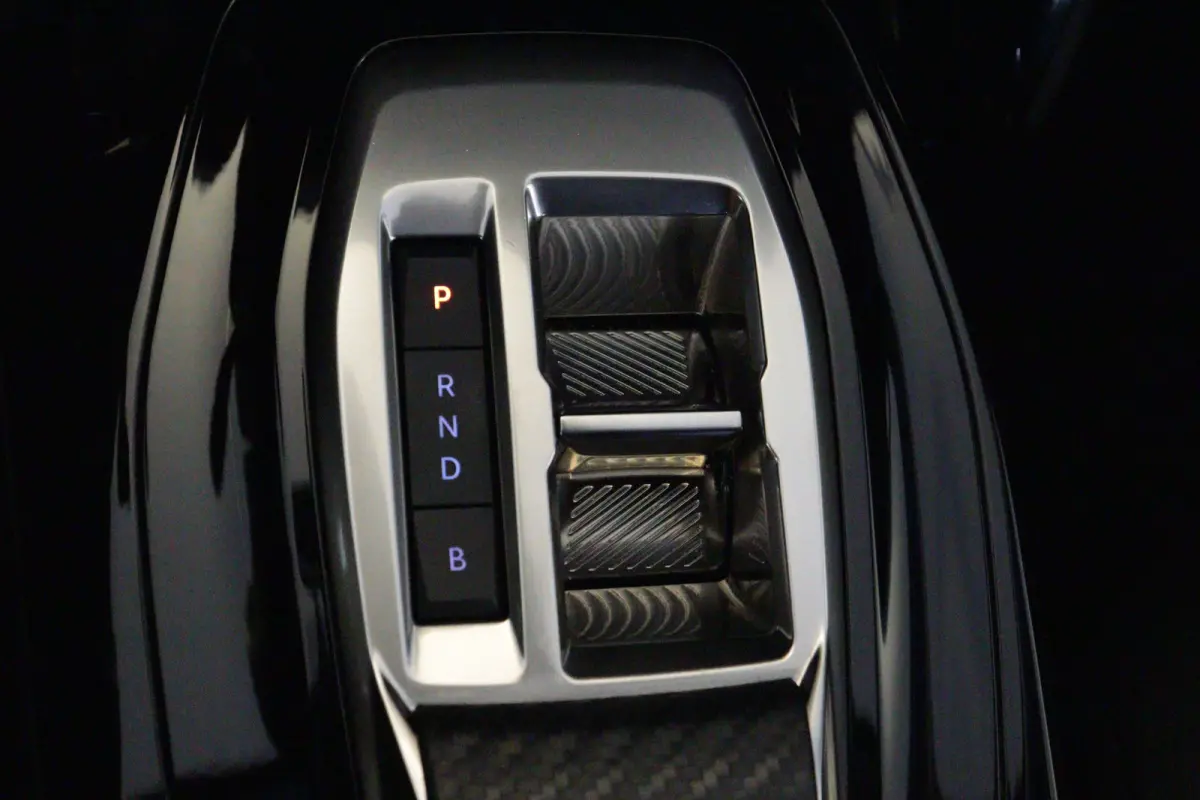 EV Allure 54 kWh | APPCONNECT | PDC V+A | CRUISE | LMV17" | LED |