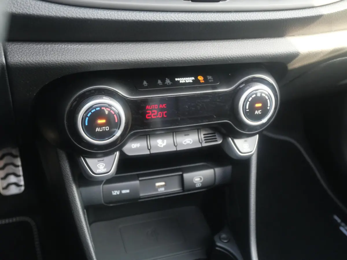 1.0 GDi GT-Line | Schuif/kantel | Navi | Stoel/stuurverwarming | Carplay | Camera