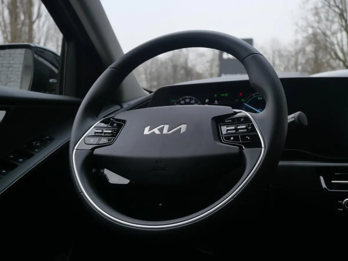 1.6 GDi Hybrid DynamicLine | Adapt Cruise. | Clima. | Navi. | Camera | Carplay | Parkeersensoren | Bekleding In Stof-/Lederlook Combinatie