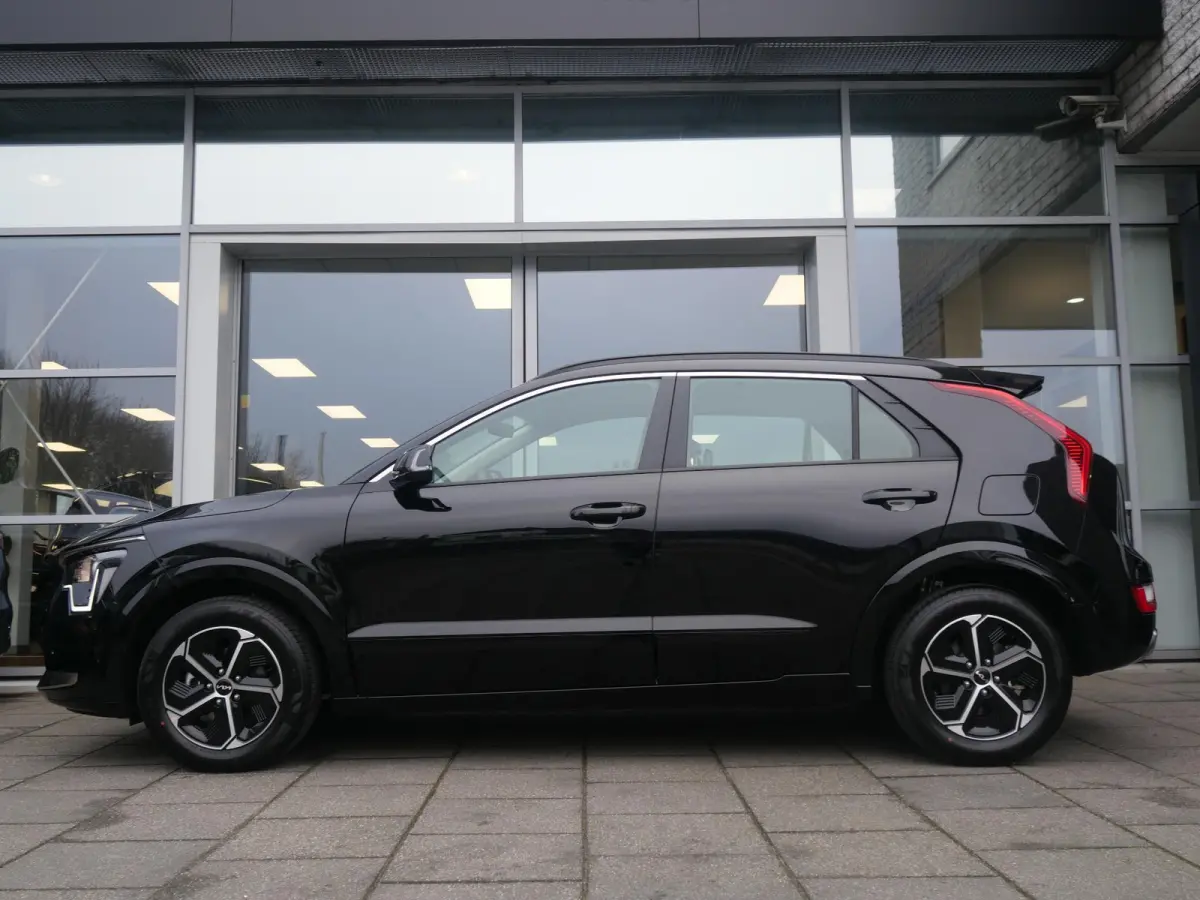 1.6 GDi Hybrid DynamicLine | Adapt Cruise. | Clima. | Navi. | Camera | Carplay | Parkeersensoren | Bekleding In Stof-/Lederlook Combinatie