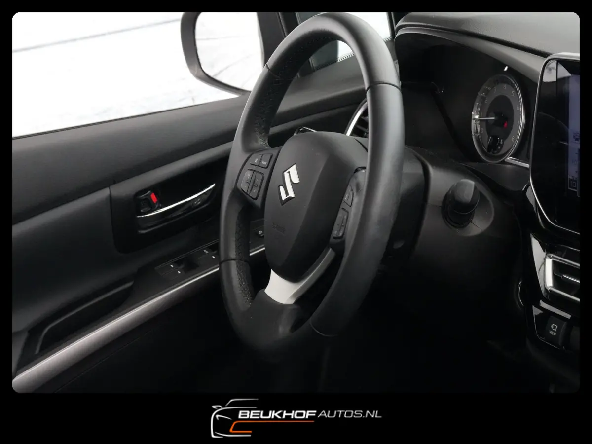 1.4 Boosterjet Style Smart Hybrid Pano Leer