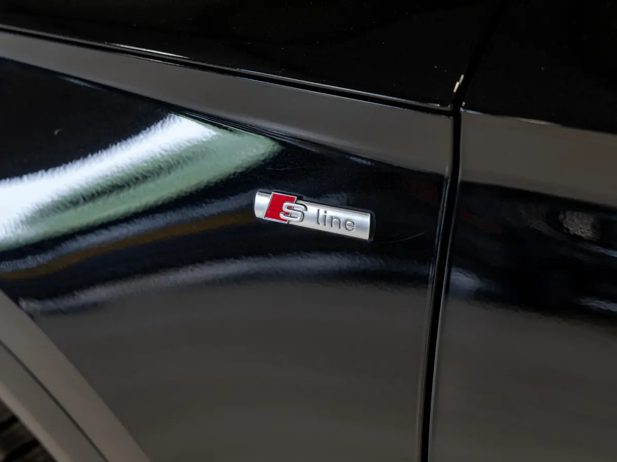 2.0 TFSI quattro Sport 2x S-Line / 252pk / Trekhaak / B&O / Achteruitrij camera / Dodehoek detectie / Head-up display /