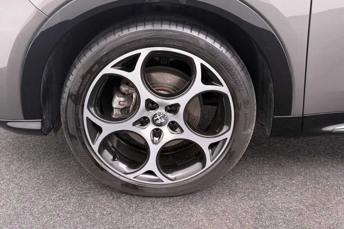 1.5T Hybrid 131 PK Aut. Sprint Camera Adapt.Cruise 19'LMV Half-Leder