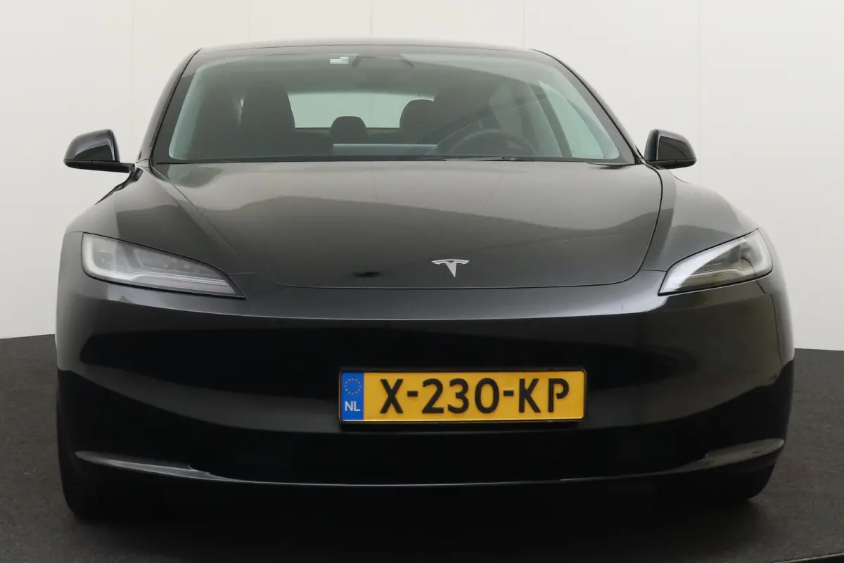 60 kWh 283 PK Full Self-Driving 19'LMV Pano-dak