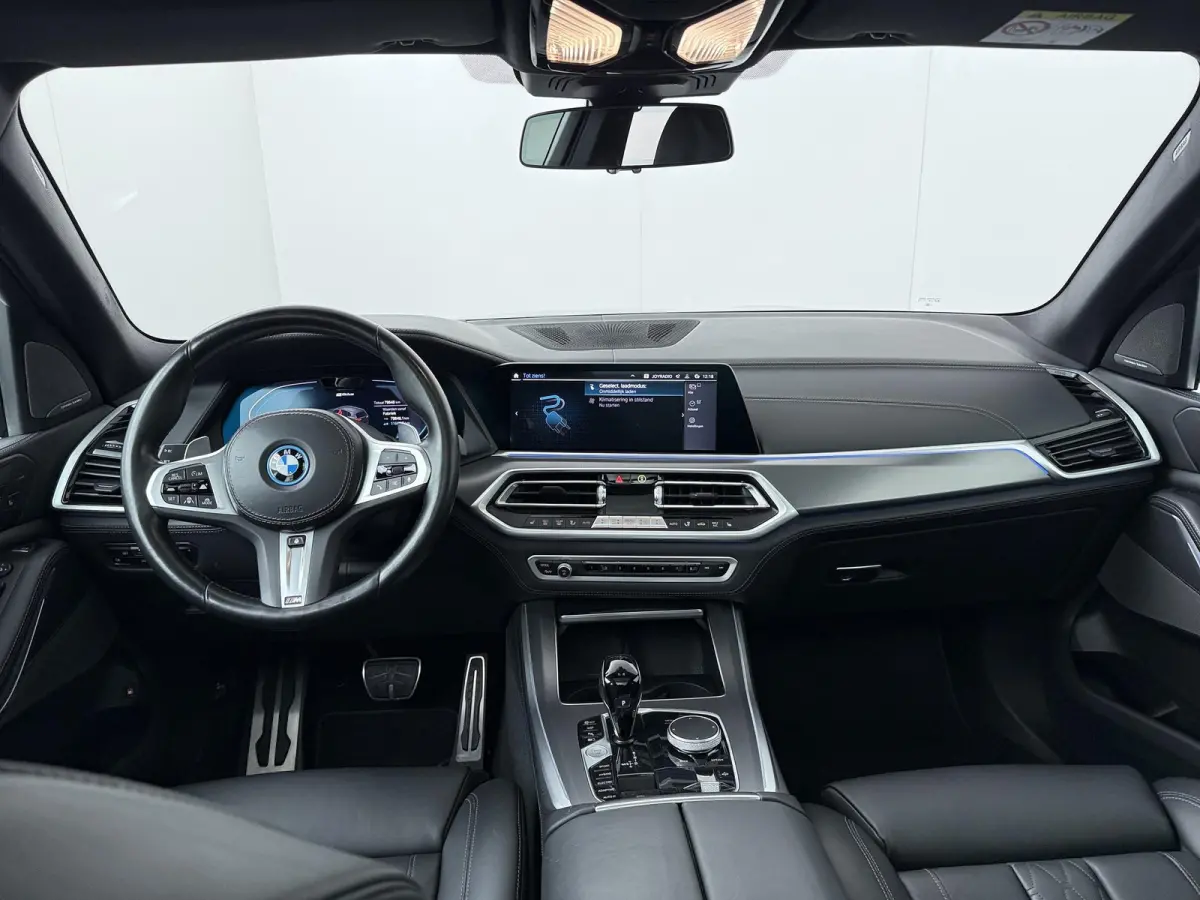 xDrive45e High Executive | SoH 99% | M-Sport | Adaptive Cruise | Panoramadak | Head-Up | 360 graden camera |