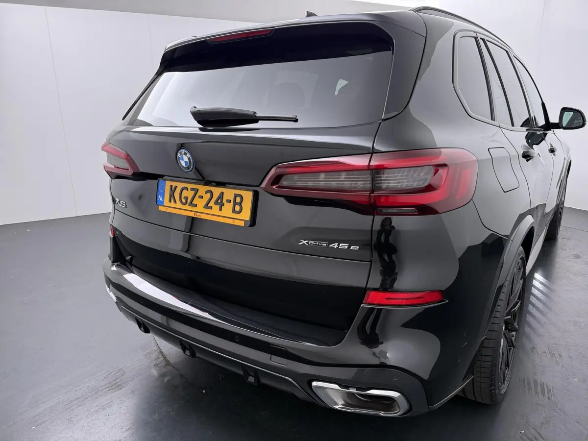 xDrive45e High Executive | SoH 99% | M-Sport | Adaptive Cruise | Panoramadak | Head-Up | 360 graden camera |