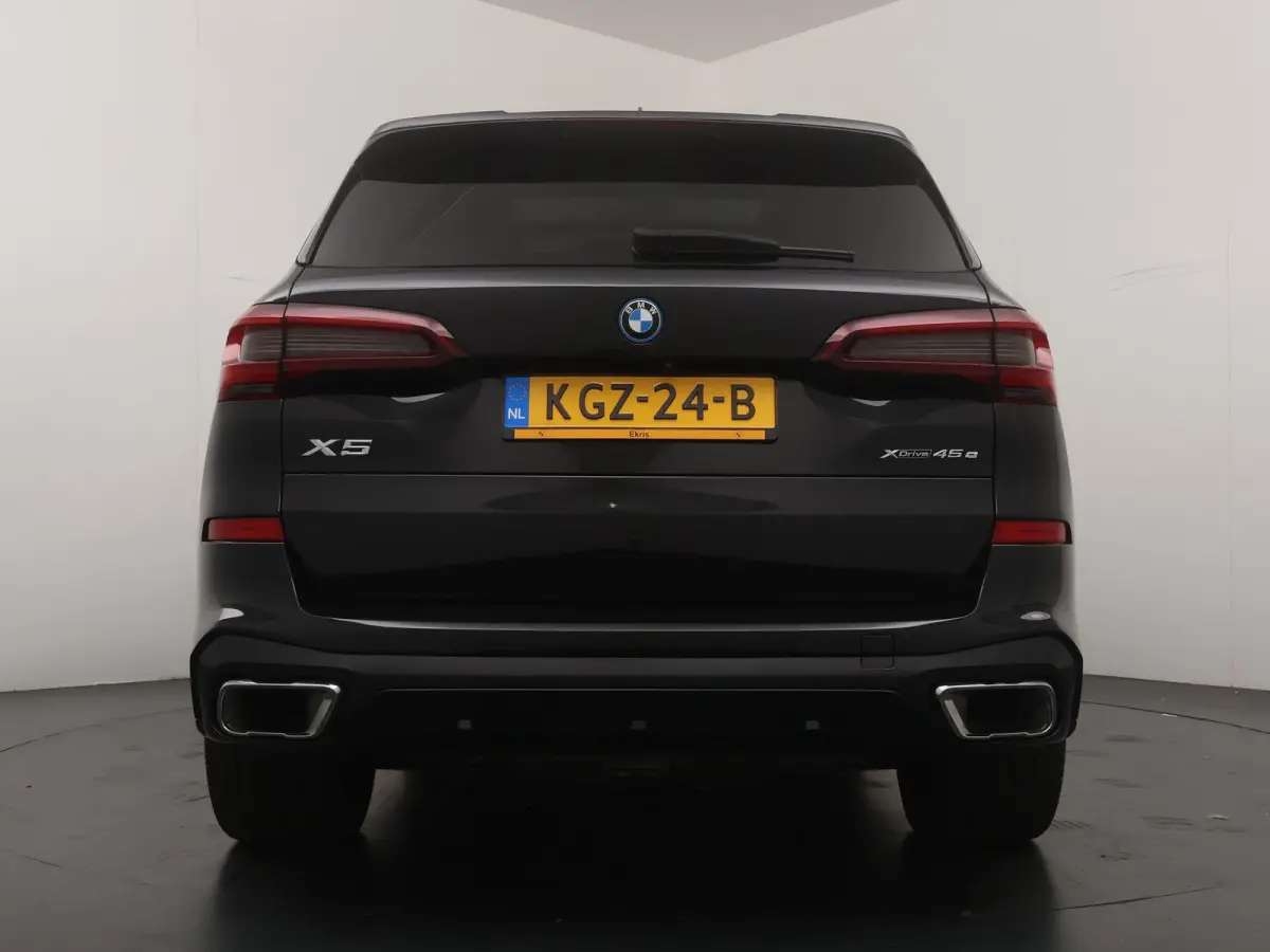 xDrive45e High Executive | SoH 99% | M-Sport | Adaptive Cruise | Panoramadak | Head-Up | 360 graden camera |