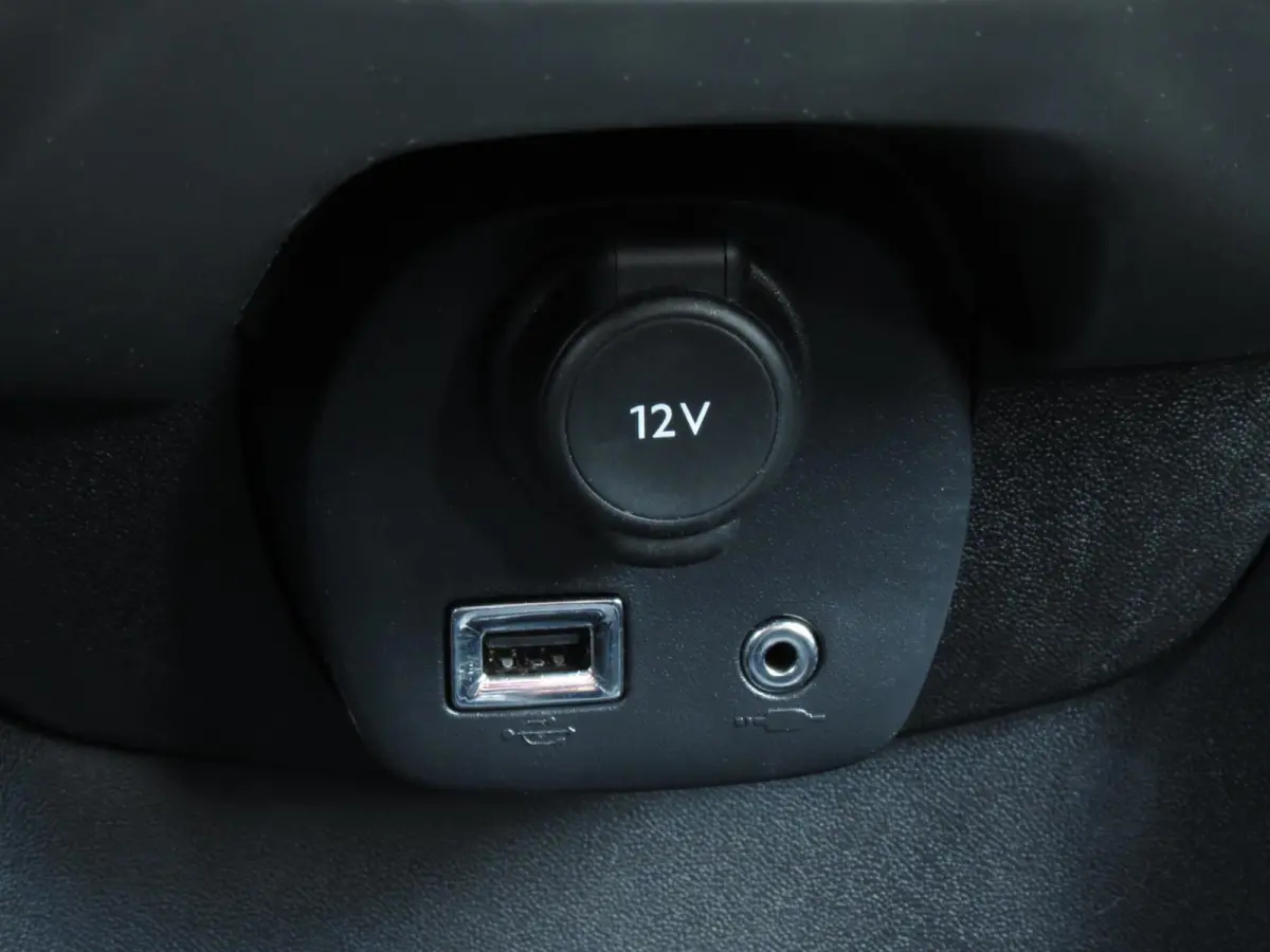 1.0 e-VTi Active 5-DEURS | AIRCO | BLUETOOTH | ORG NEDERLANDSE AUTO | ELEK RAMEN |