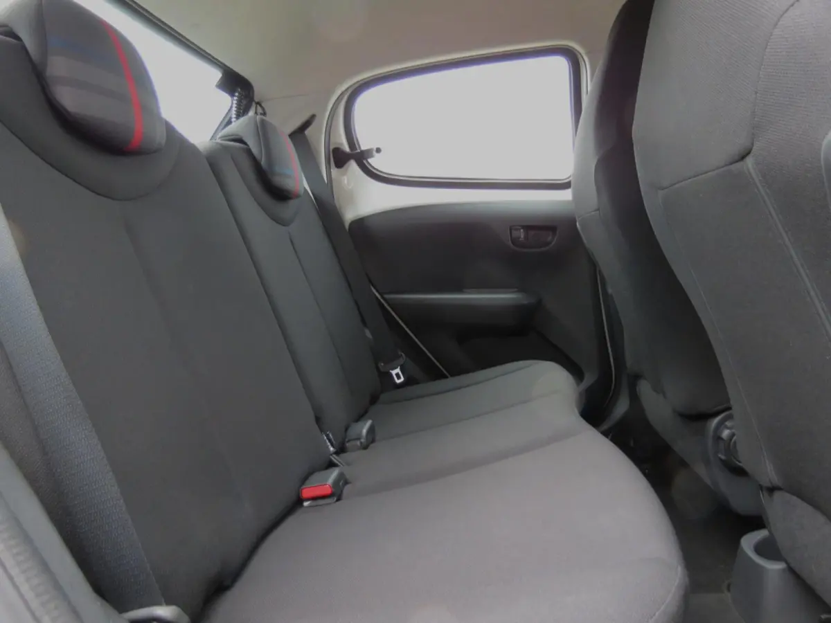 1.0 e-VTi Active 5-DEURS | AIRCO | BLUETOOTH | ORG NEDERLANDSE AUTO | ELEK RAMEN |