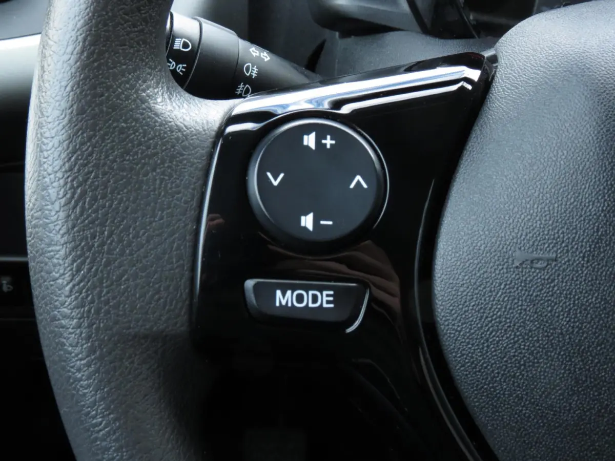 1.0 e-VTi Active 5-DEURS | AIRCO | BLUETOOTH | ORG NEDERLANDSE AUTO | ELEK RAMEN |
