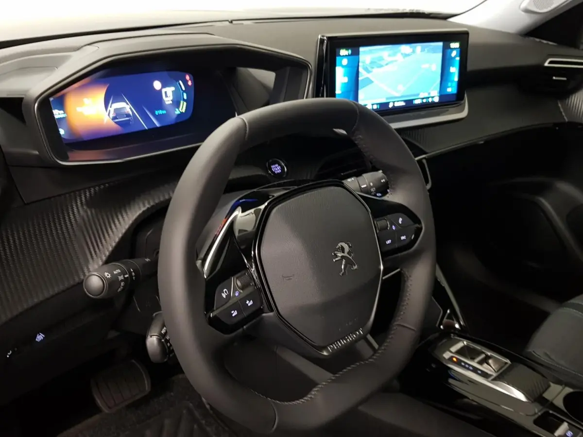 EV Allure Pack 50 kWh Navigatie Climate control 3D Digitale cockpit Camera Lichtmetalen Velgen
