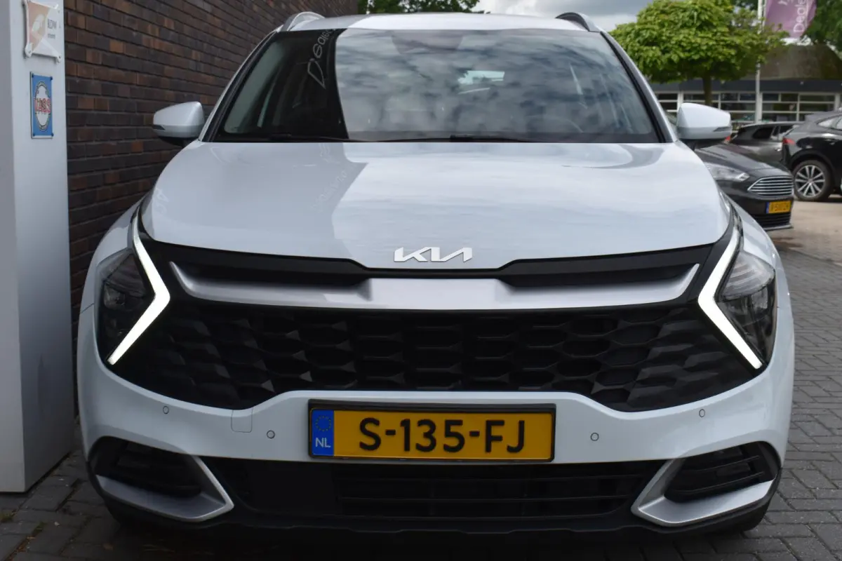 1.6 T-GDi Hybrid DynamicLine