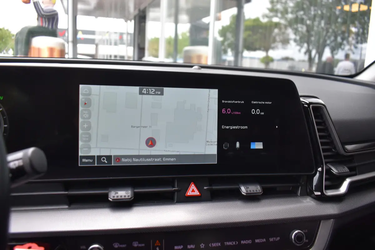 1.6 T-GDi Hybrid DynamicLine
