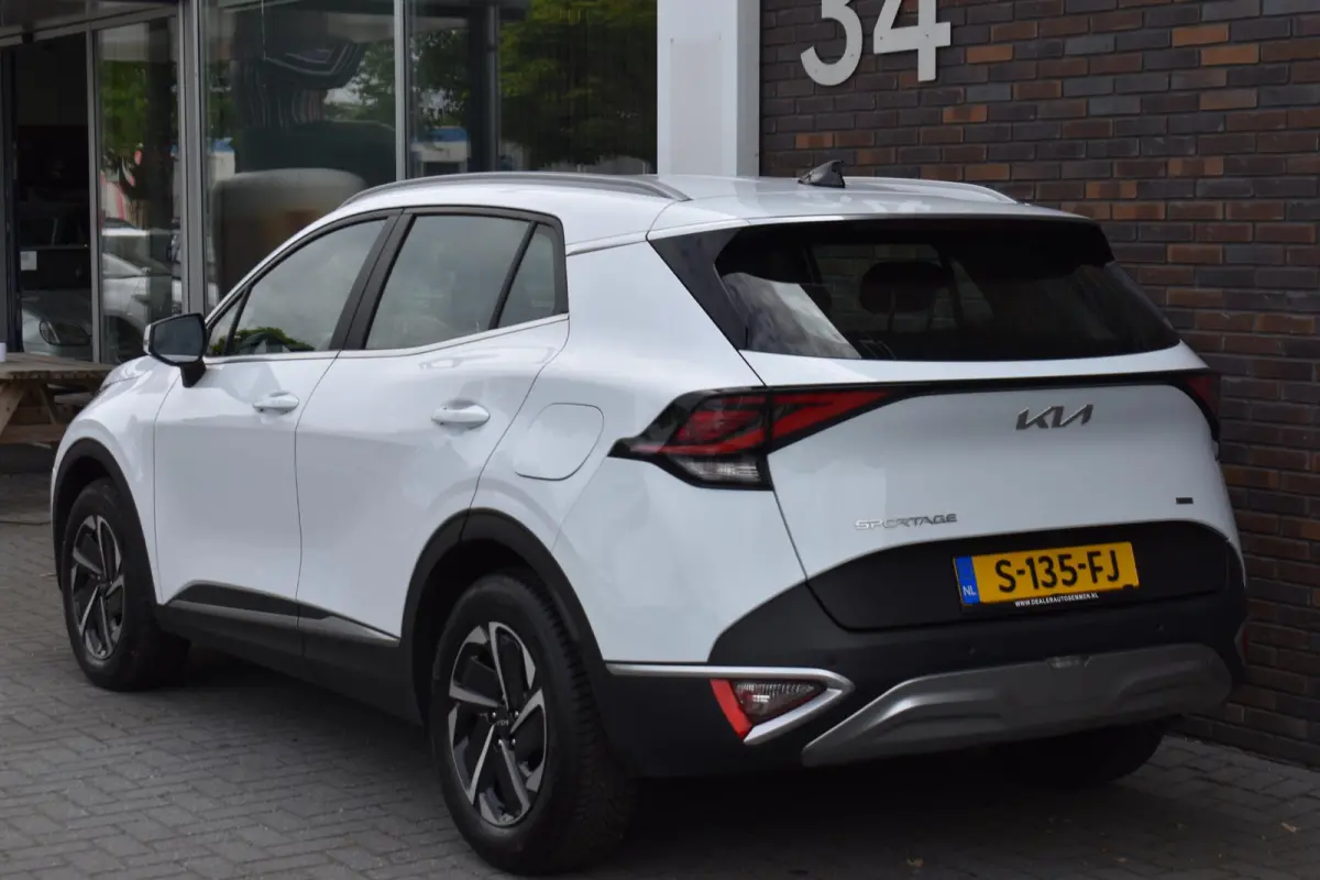 1.6 T-GDi Hybrid DynamicLine