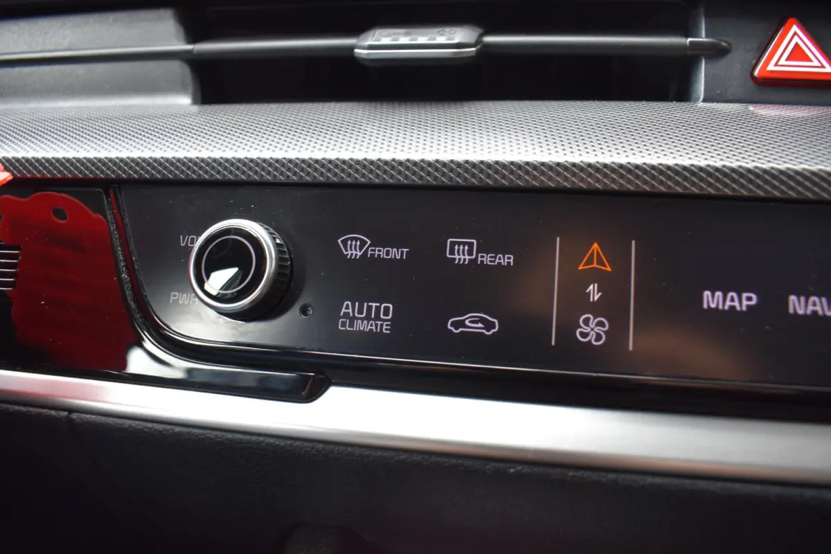 1.6 T-GDi Hybrid DynamicLine