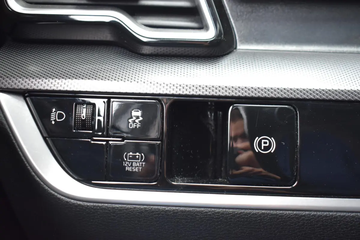 1.6 T-GDi Hybrid DynamicLine