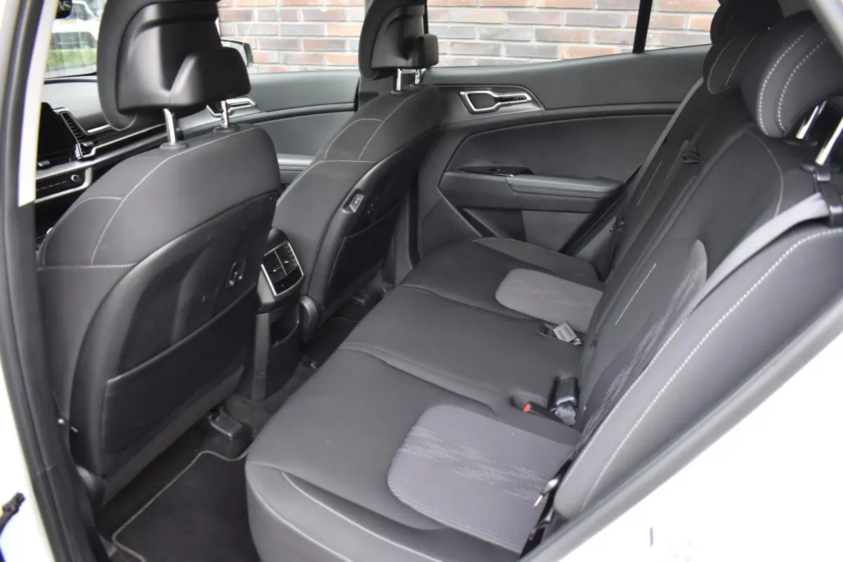 1.6 T-GDi Hybrid DynamicLine