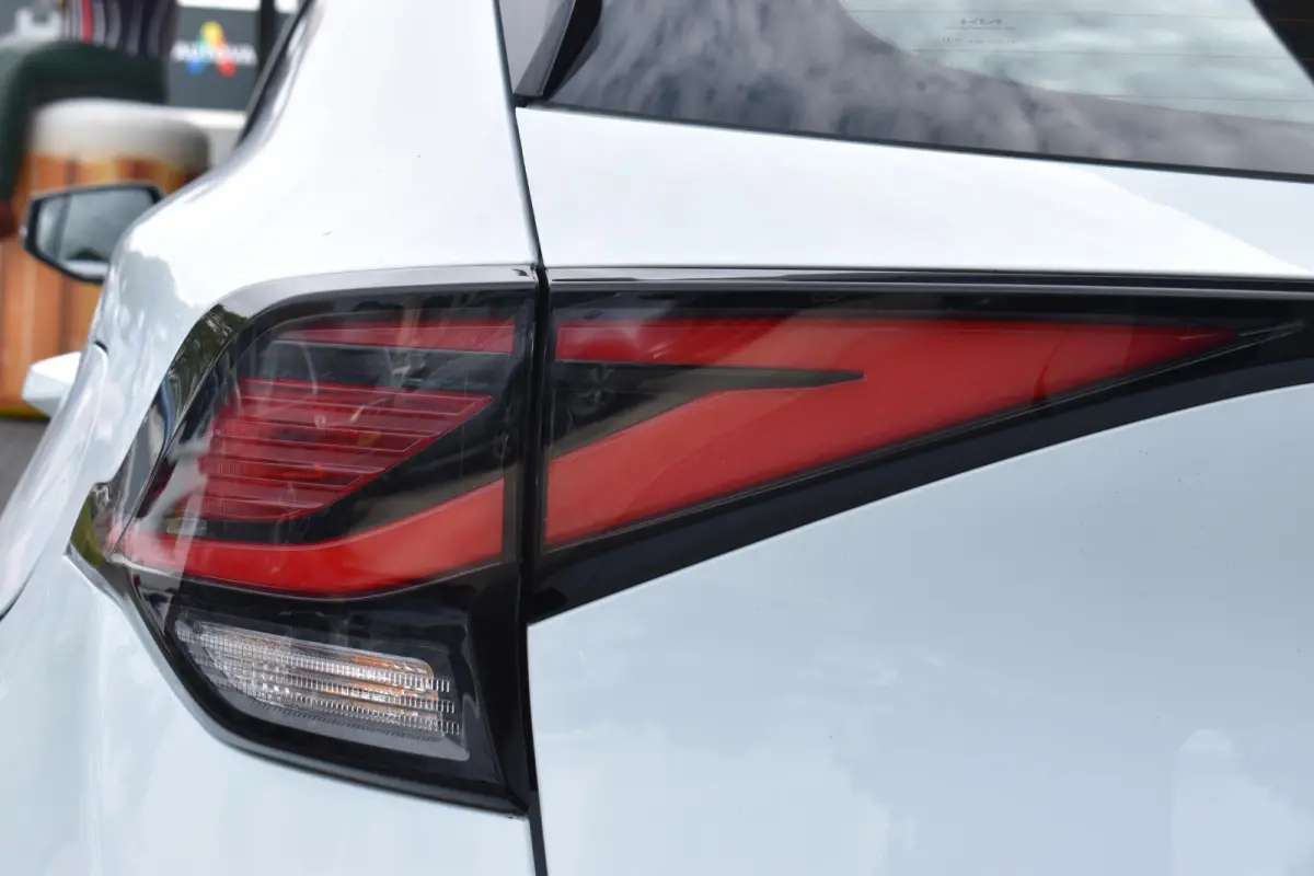 1.6 T-GDi Hybrid DynamicLine