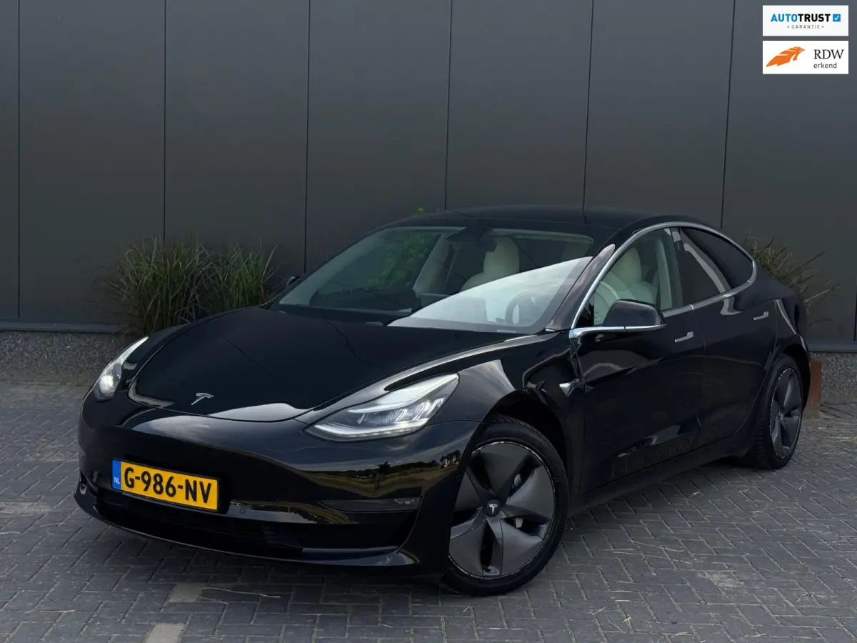 Long Range AWD 75 kWh NAVI | LEDER | CAMERA | LED | CR CONTROL