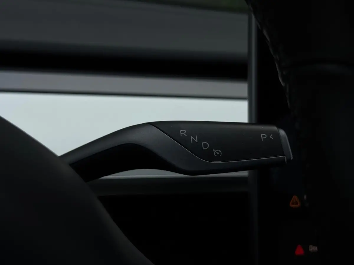 Long Range AWD 75 kWh NAVI | LEDER | CAMERA | LED | CR CONTROL