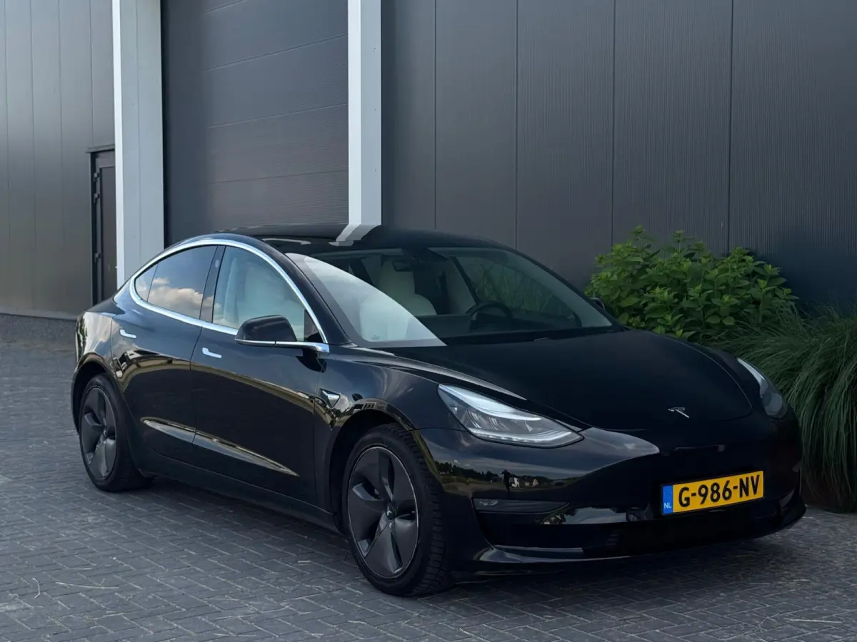 Long Range AWD 75 kWh NAVI | LEDER | CAMERA | LED | CR CONTROL
