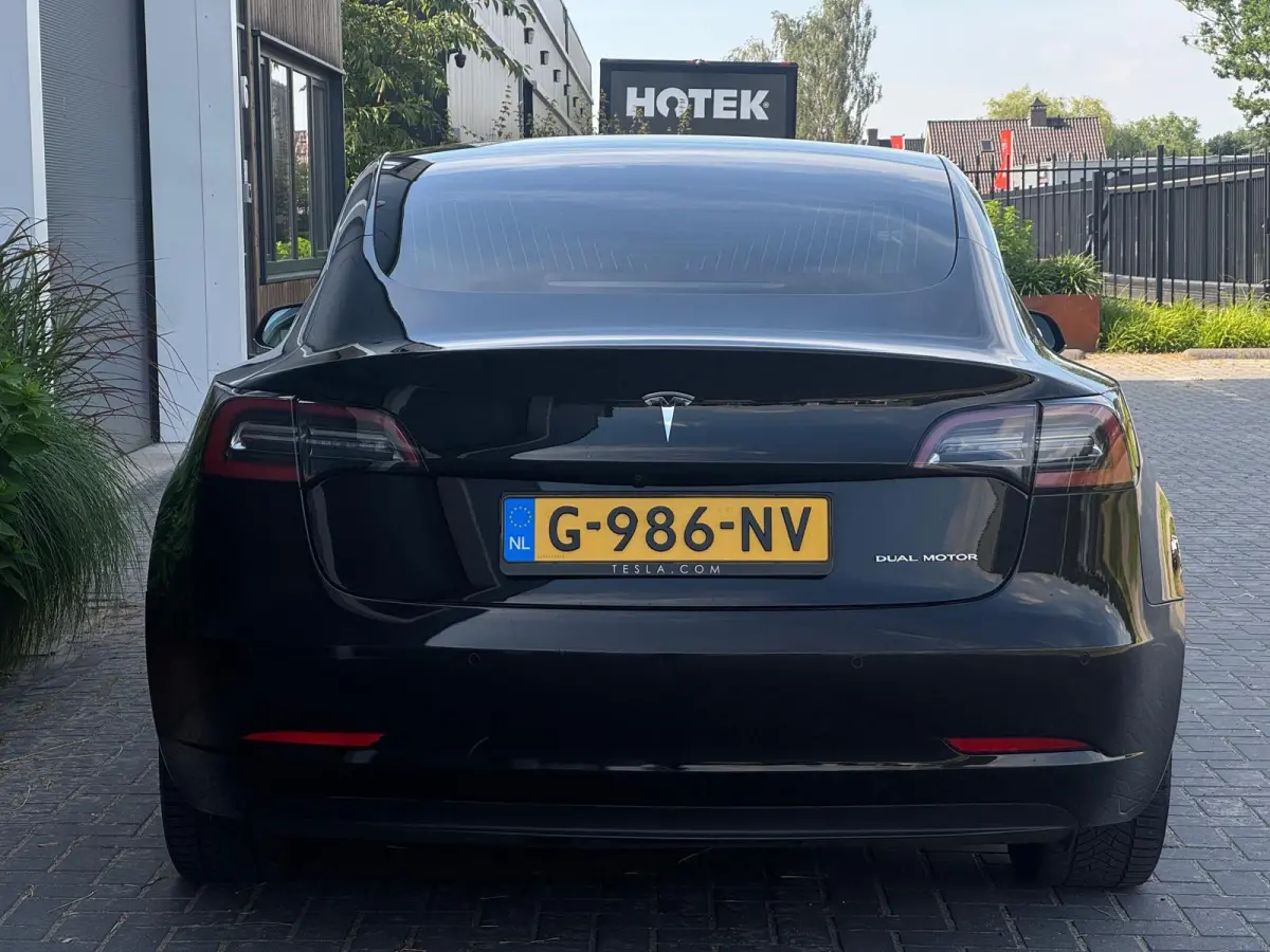 Long Range AWD 75 kWh NAVI | LEDER | CAMERA | LED | CR CONTROL