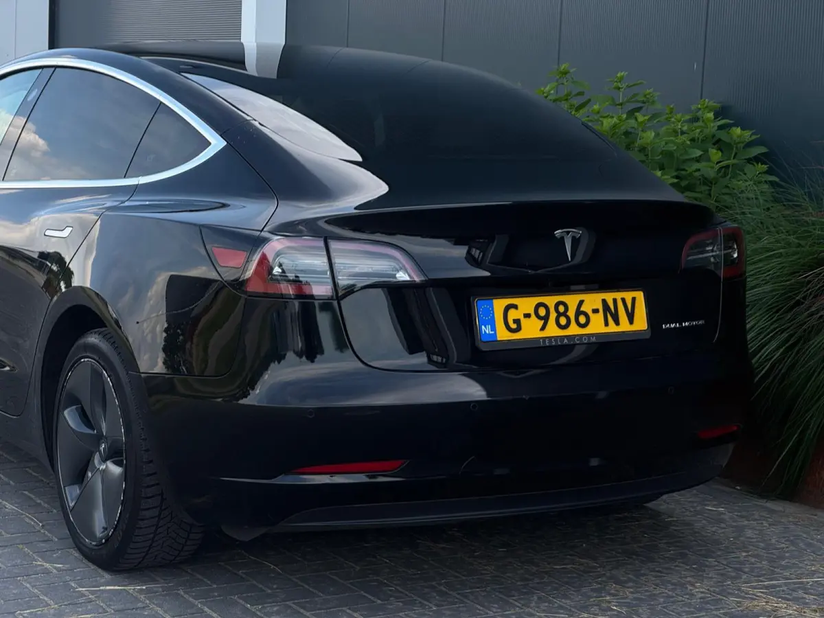 Long Range AWD 75 kWh NAVI | LEDER | CAMERA | LED | CR CONTROL