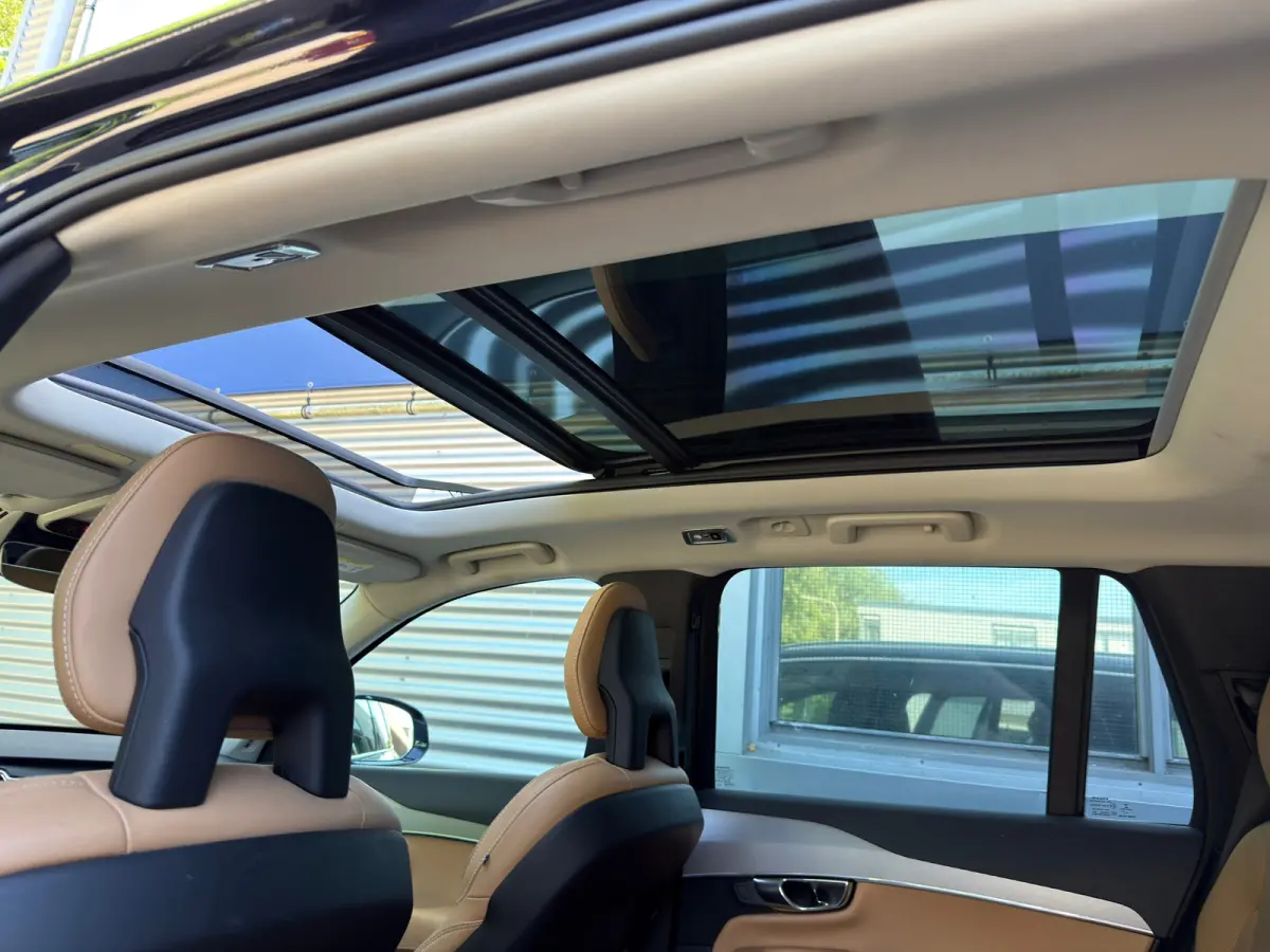 2.0 T8 Twin Engine AWD Inscription luxe 78,92% SOH l 7 Persoons l Pano l Trekhaak l Pilot Assist l Park Assist l Head