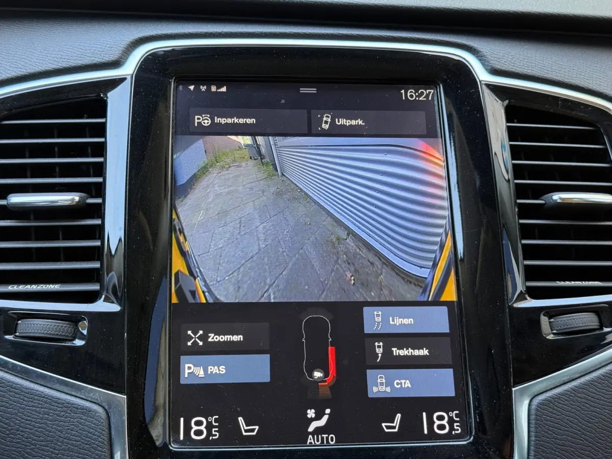 2.0 T8 Twin Engine AWD Inscription luxe 78,92% SOH l 7 Persoons l Pano l Trekhaak l Pilot Assist l Park Assist l Head