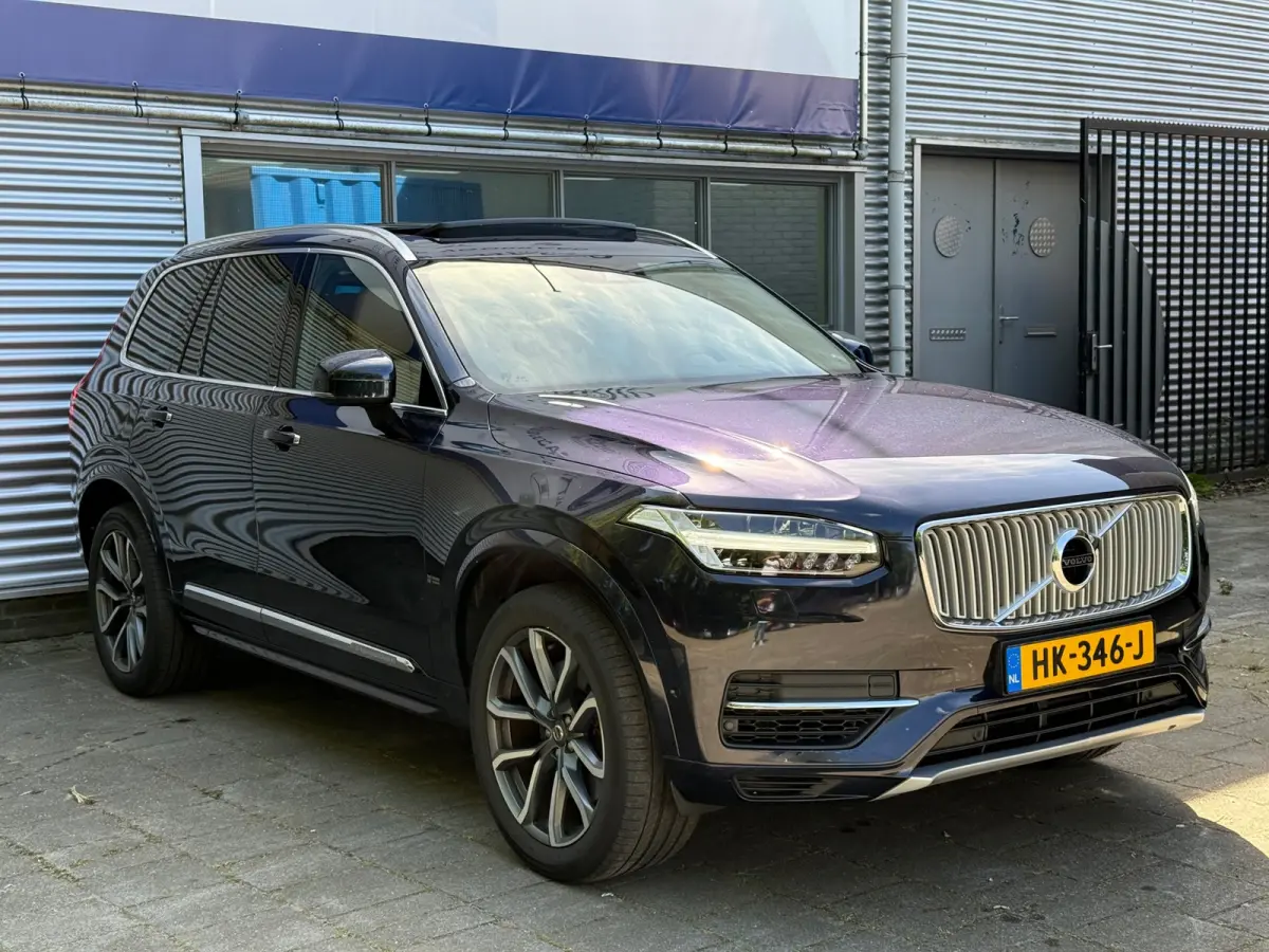 2.0 T8 Twin Engine AWD Inscription luxe 78,92% SOH l 7 Persoons l Pano l Trekhaak l Pilot Assist l Park Assist l Head