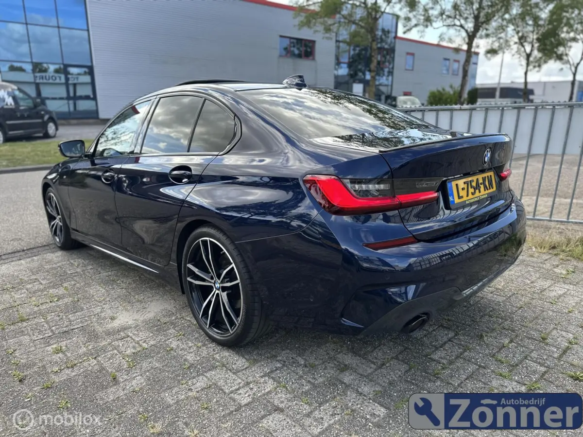M-sport 320i High Executive