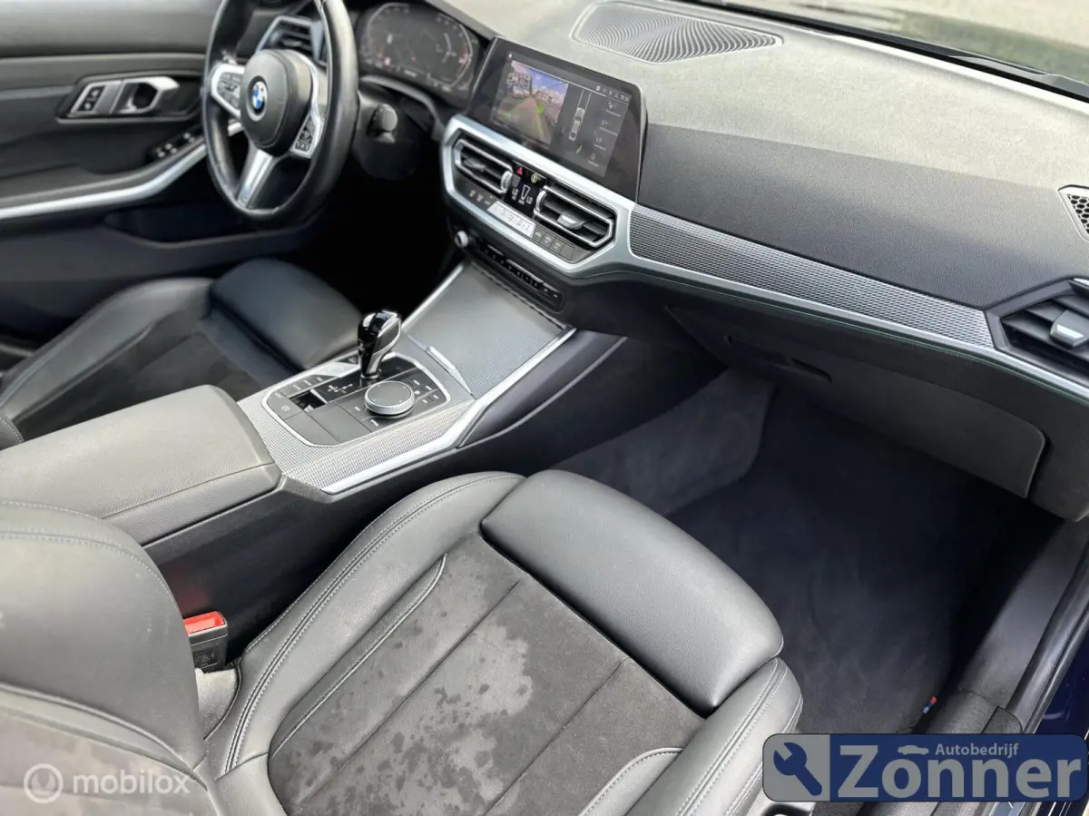 M-sport 320i High Executive