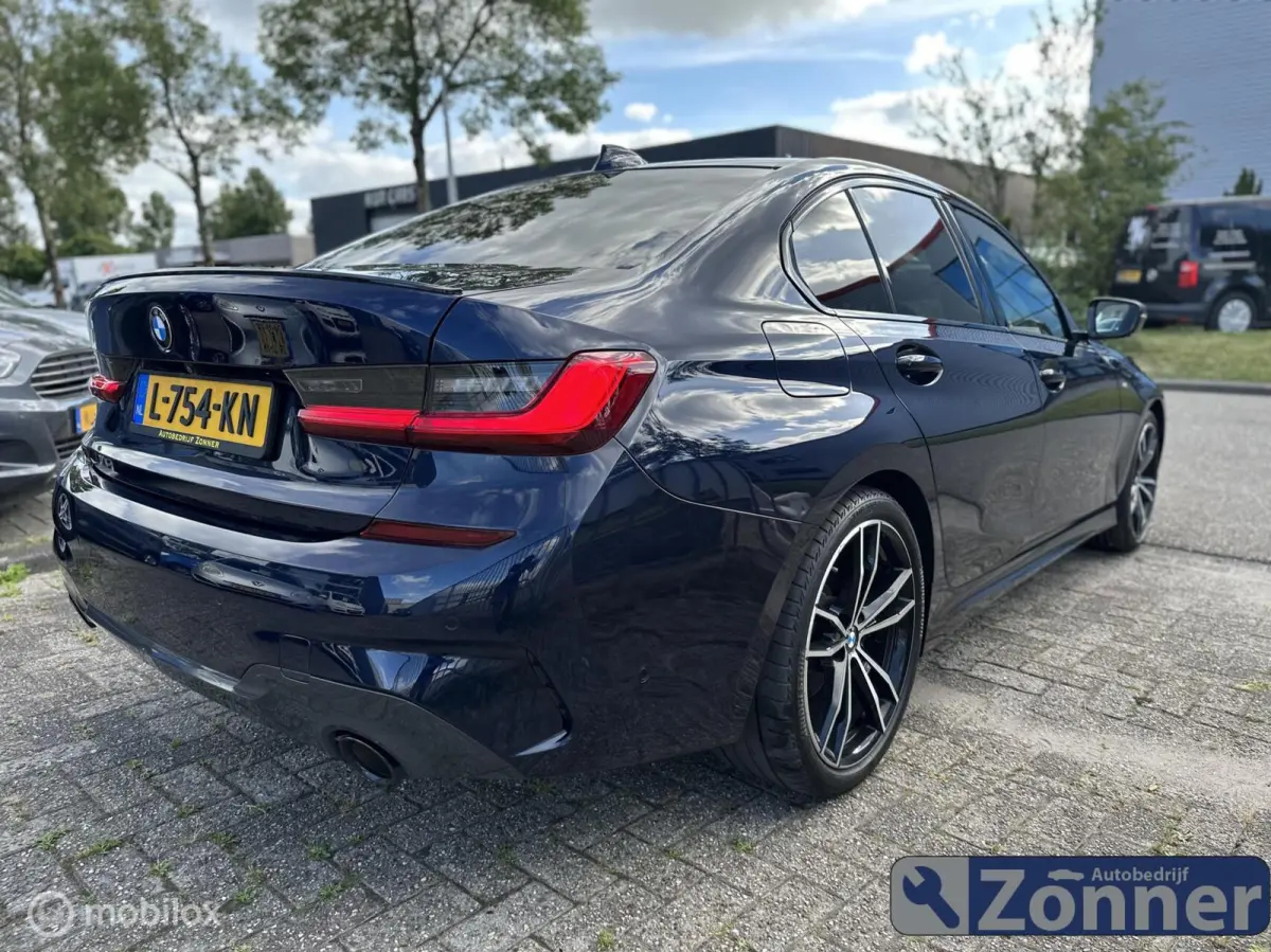 M-sport 320i High Executive