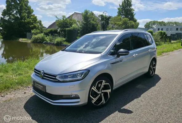 1.5 TSI R-Line / 5pers. / Pano / El. Trekh