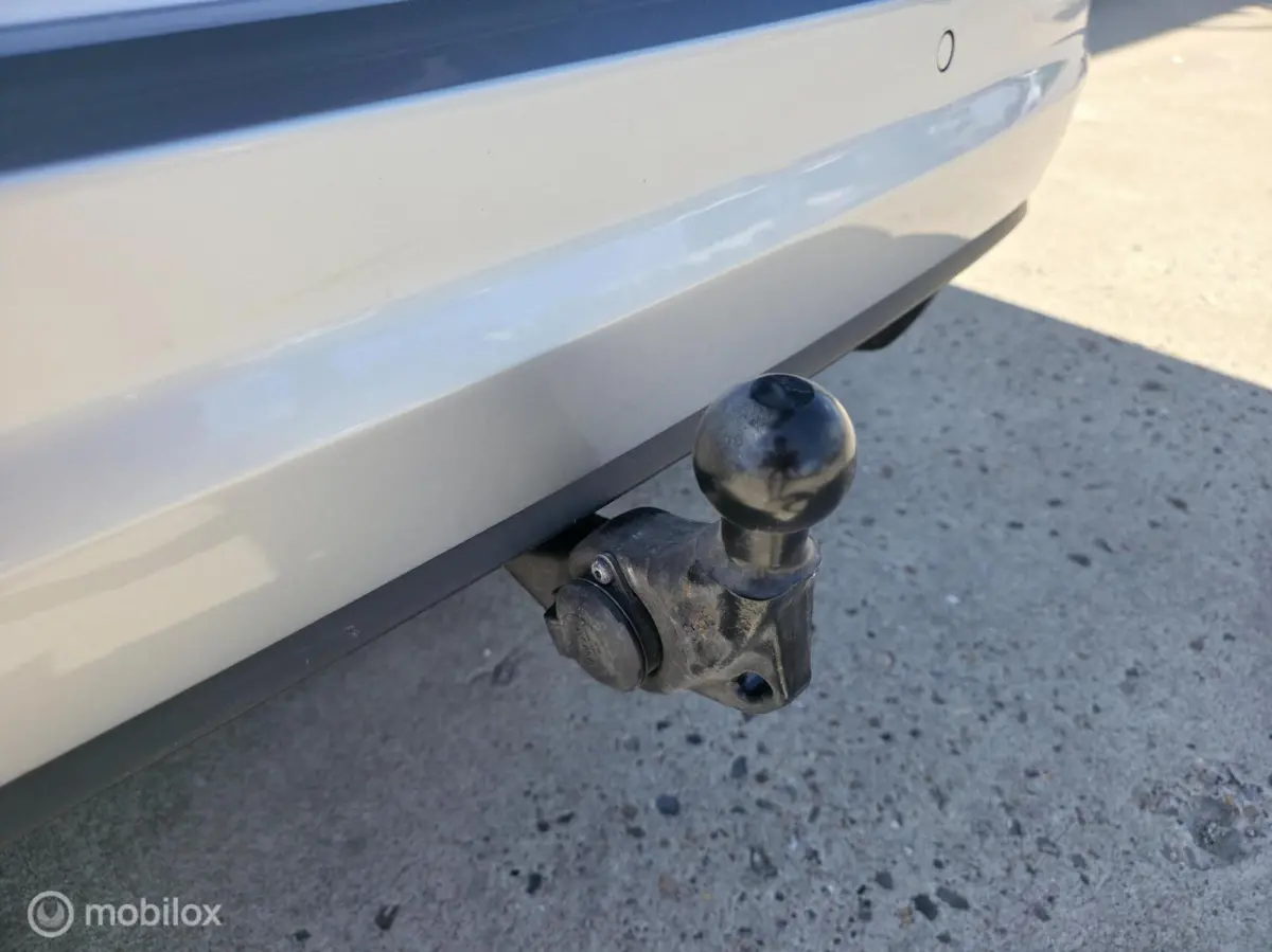 1.5 TSI R-Line / 5pers. / Pano / El. Trekh