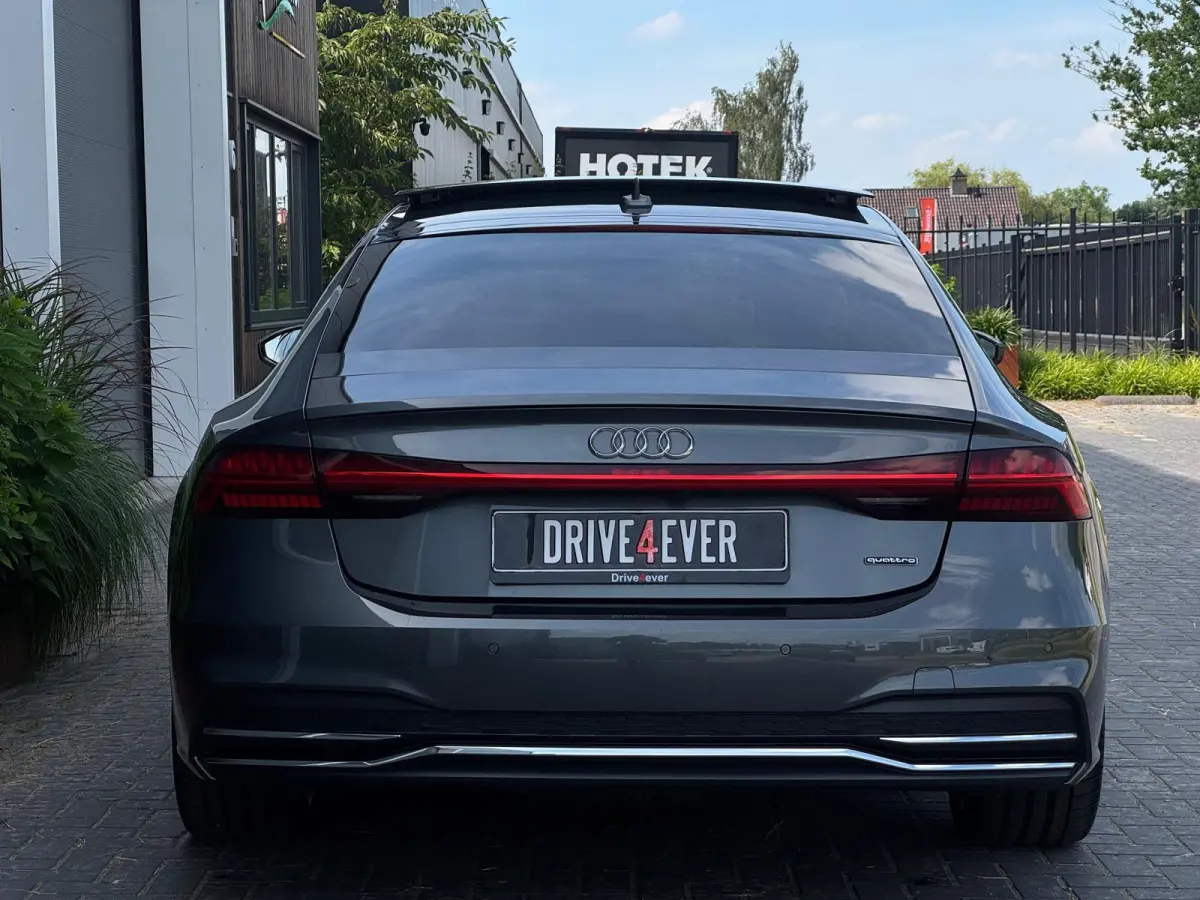 50 TFSI e quattro 3x S line FULL OPTIES PANO | NAVI | CAMERA | LEDER | LED