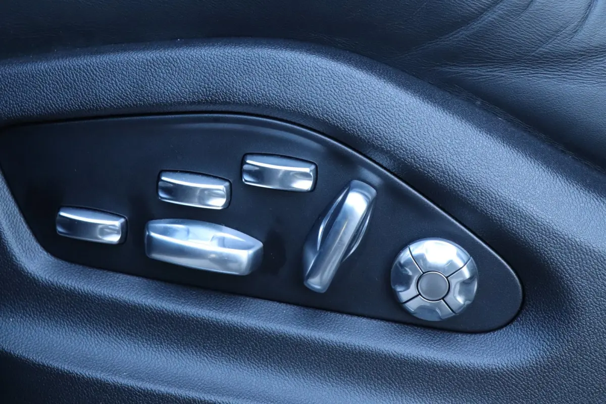 3.0 E-Hybrid | SportDesign| ACC | Bose | VOL!